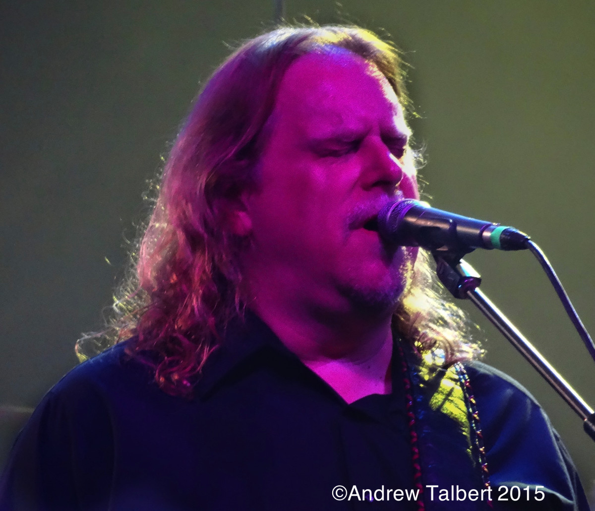 Warren Haynes...the master of ceremonies - World Wide Music Media